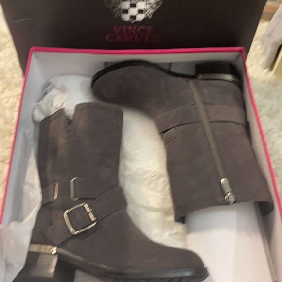 VINCE CAMUTO SUEDE BOOTS IN SLATE GRAY NWT! NEW WITH BOX SIZE 6.5 - Picture 7 of 7
